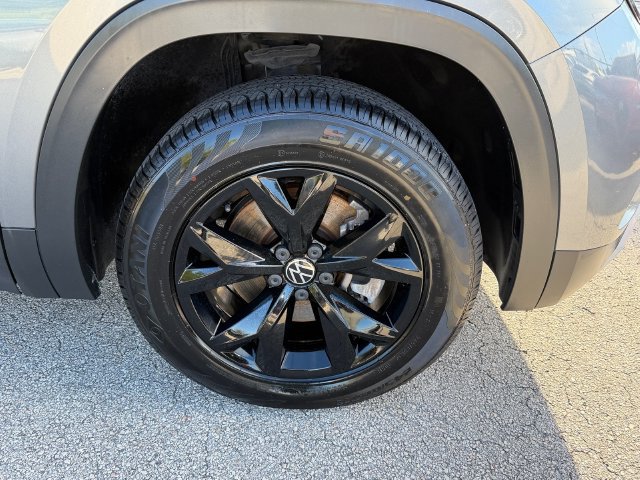 Used 2021 Volkswagen Atlas SE FWD image 20