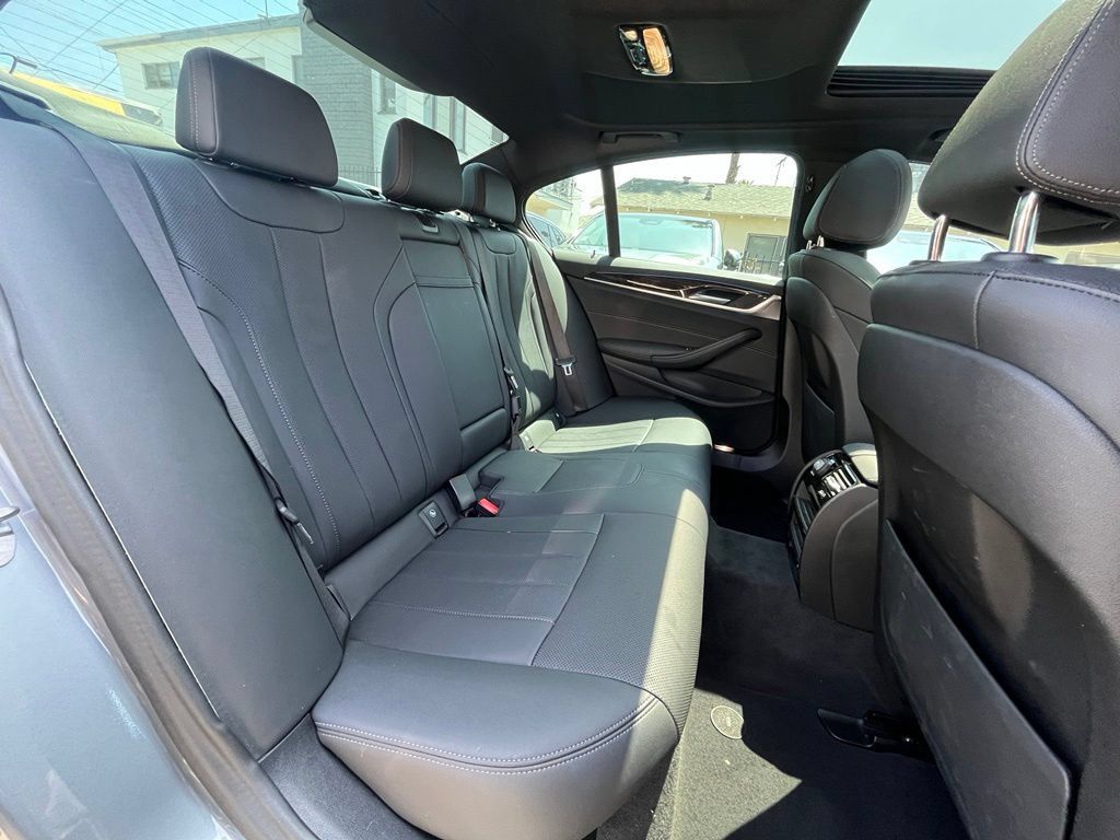 Used 2023 BMW 530e w/ Convenience Package RWD image 14