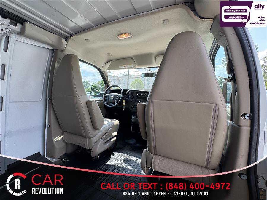 Used 2021 Chevrolet Express 2500 w/ Driver Convenience Package RWD image 12