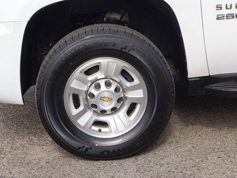 Used 2013 Chevrolet Suburban 2500 LT AWD/4WD image 48