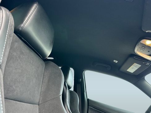 Used 2023 Dodge Charger R/T w/ Plus Group image 25