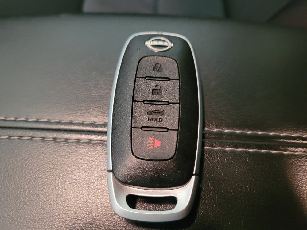 Used 2024 Nissan Sentra SV FWD image 32