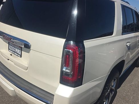 Used 2015 GMC Yukon Denali w/ Premium Package RWD image 4