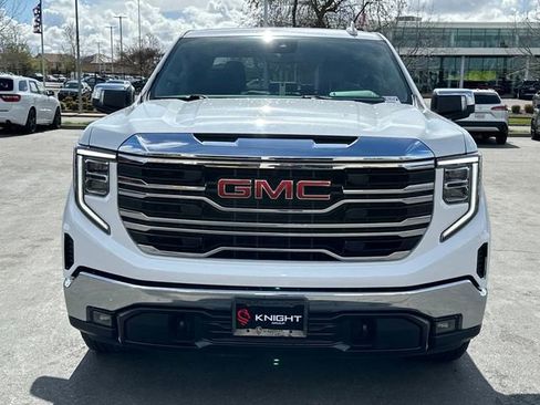 Used 2024 GMC Sierra 1500 SLT image 11