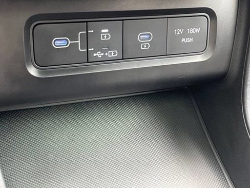 Used 2025 Hyundai Tucson Limited AWD/4WD image 18