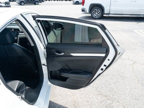 Used 2017 Honda Civic EX-L image 15