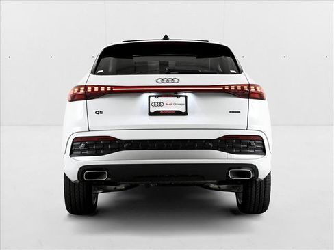 New 2025 Audi Q5 Premium Plus image 4
