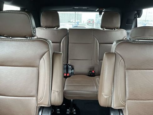 Used 2023 Chevrolet Tahoe High Country AWD/4WD image 22