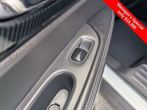 Used 2017 Nissan Rogue SL AWD/4WD image 10