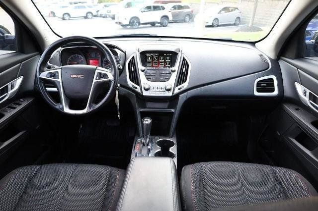Used 2017 GMC Terrain SLE w/ Nightfall Package FWD image 21