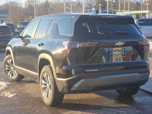 New 2026 Chevrolet Equinox LT w/ Convenience Package II image 21