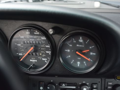 Used 1991 Porsche 911 Carrera image 24
