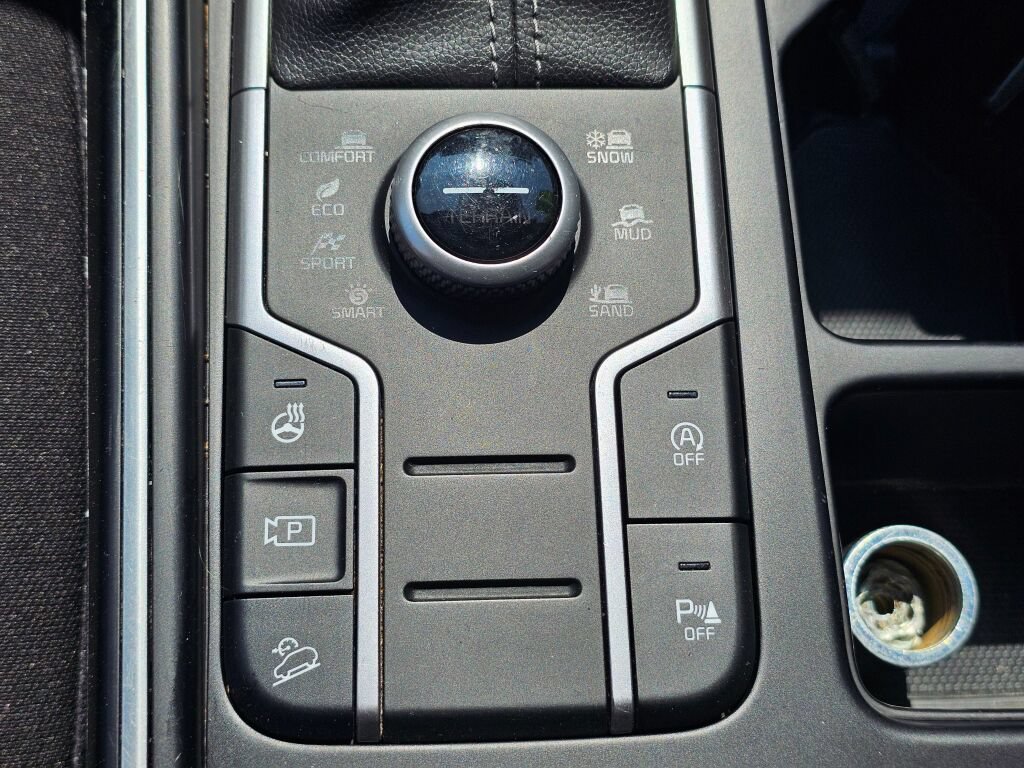 Used 2022 Kia Sorento LX AWD/4WD image 31