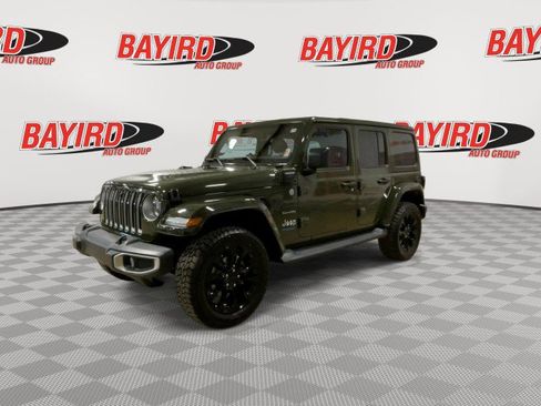 Used 2021 Jeep Wrangler Unlimited Sahara w/ Cold Weather Group AWD/4WD image 4