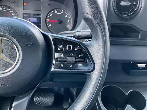 Used 2020 Mercedes-Benz Sprinter 2500 image 22