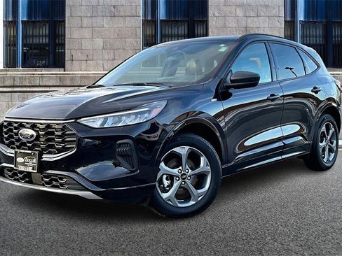 Certified 2023 Ford Escape ST-Line w/ Tech Pack #1 image 2