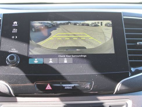 Used 2021 Honda Passport Sport image 18