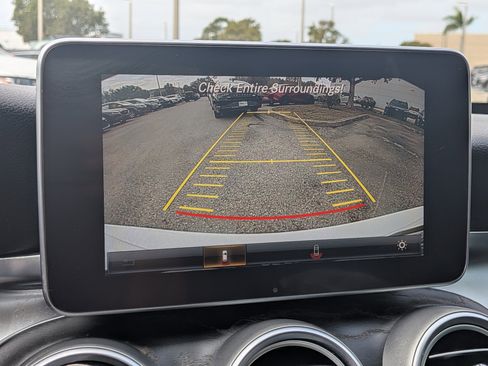 Used 2016 Mercedes-Benz C 300 Sedan image 31