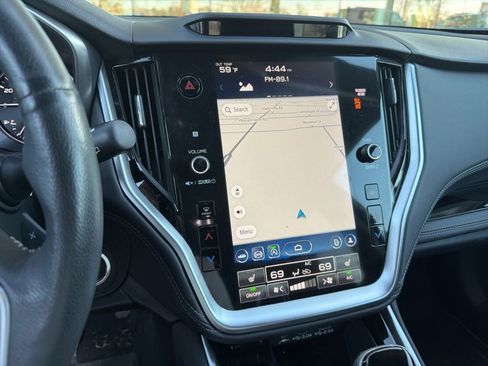 Used 2023 Subaru Outback Limited XT image 4