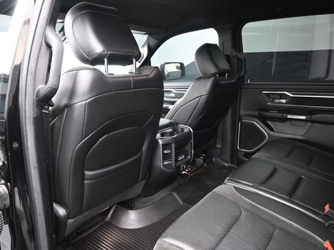 Used 2023 RAM 1500 Laramie AWD/4WD image 10