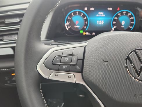 New 2026 Volkswagen Atlas Cross Sport SE AWD/4WD image 17