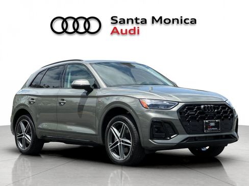 Used 2023 Audi Q5 e Premium Plus w/ Premium Plus Package AWD/4WD image 9