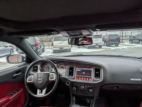 Used 2014 Dodge Charger SXT Plus image 19