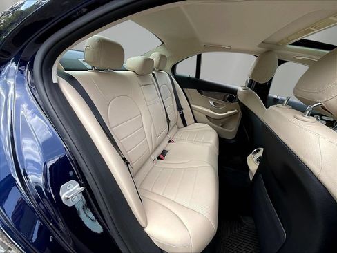 Used 2019 Mercedes-Benz C 300 Sedan image 27