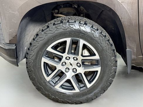 Certified 2019 Chevrolet Silverado 1500 LT Trail Boss AWD/4WD image 30