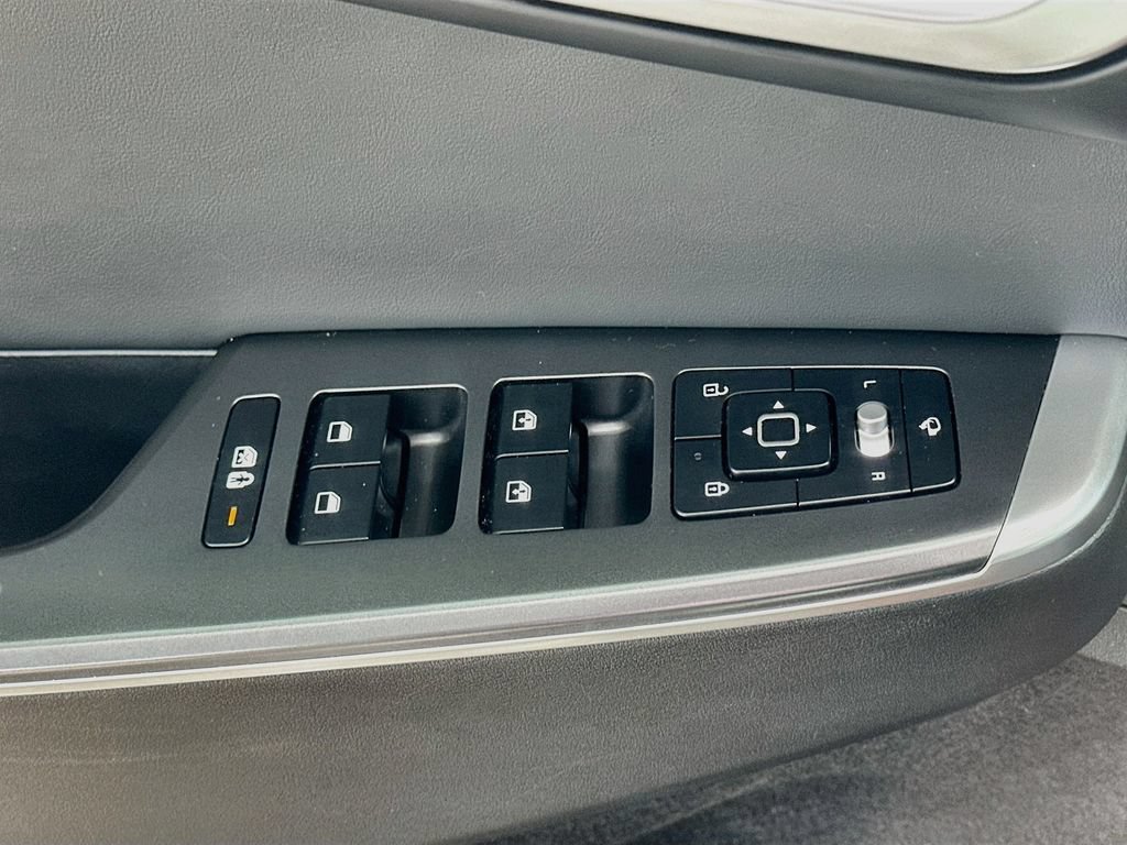 Certified 2023 Kia EV6 Wind RWD image 18