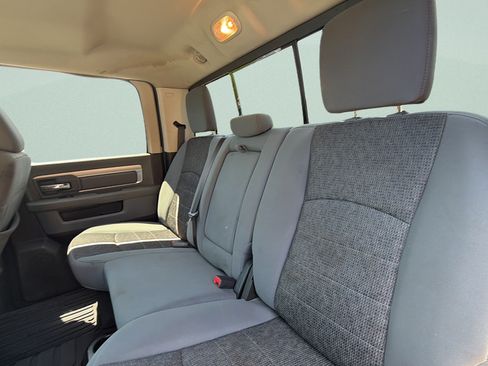 Used 2013 RAM 2500 SLT w/ Luxury Group AWD/4WD image 24