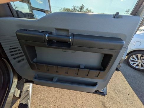 Used 2013 Ford F250 XL w/ PWR Equipment Group AWD/4WD image 22