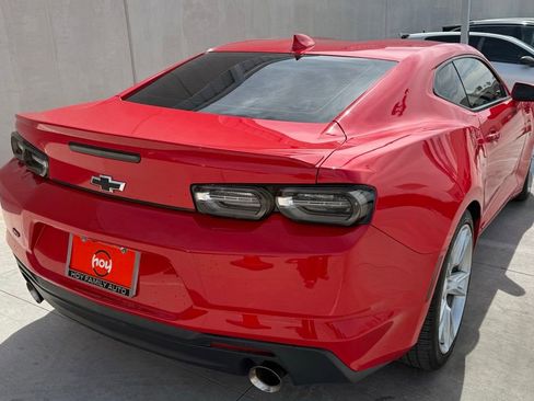 Used 2021 Chevrolet Camaro LT w/ RS Package RWD image 9
