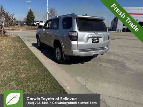 Used 2016 Toyota 4Runner SR5 image 6