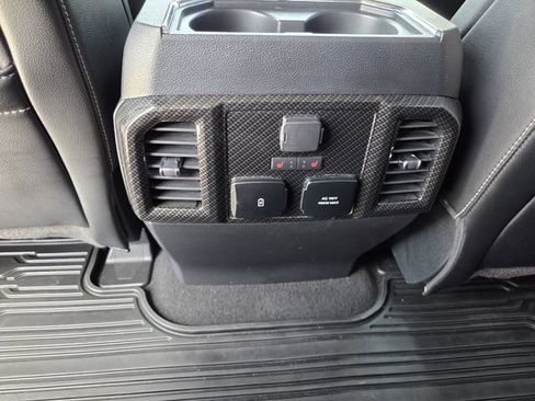 Used 2020 Ford F350 Lariat w/ Lariat Ultimate Package AWD/4WD image 16