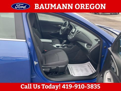Used 2023 Chevrolet Malibu LT FWD image 12