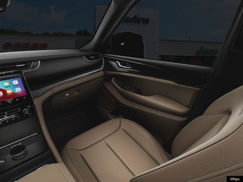 New 2025 Jeep Grand Cherokee L Limited image 19