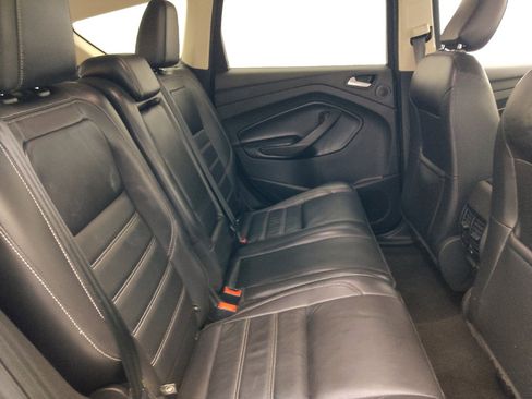 Used 2019 Ford Escape Titanium AWD/4WD image 19