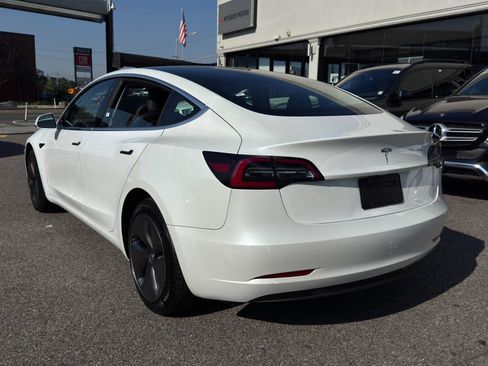 Used 2019 Tesla Model 3 Mid Range image 6
