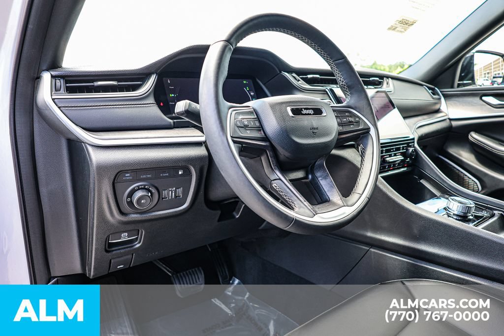 Used 2024 Jeep Grand Cherokee Limited 4xe AWD/4WD image 27