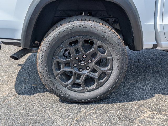 New 2026 Chevrolet Colorado Trail Boss AWD/4WD image 3