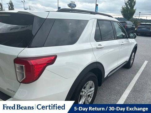 Certified 2023 Ford Explorer XLT w/ Equipment Group 202A AWD/4WD image 4