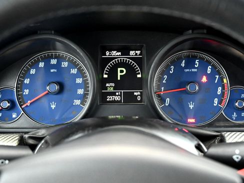 Used 2014 Maserati GranTurismo Sport image 26