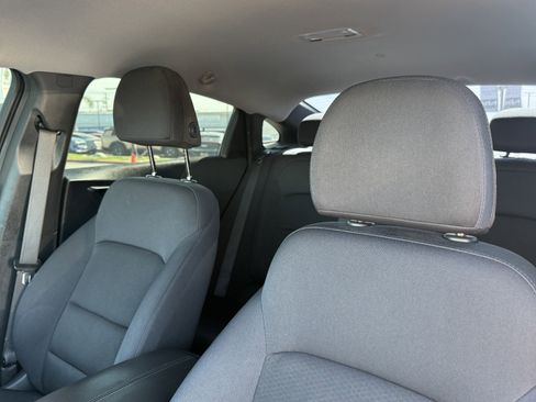 Used 2022 Chevrolet Malibu LT image 16