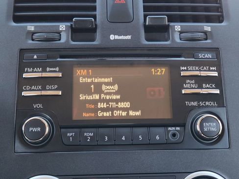 Used 2015 Nissan Leaf S w/ Charge Package image 22