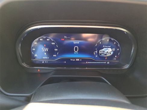 Used 2024 Chevrolet Tahoe LT image 12