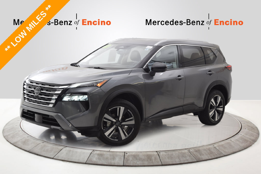 Used 2026 Nissan Rogue SL FWD image 1