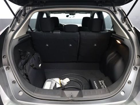 Used 2024 Nissan Leaf S image 24