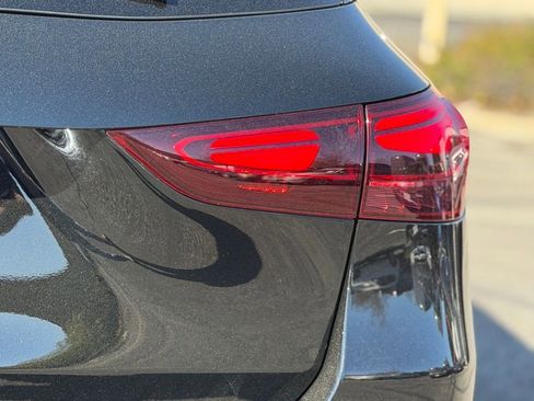 Used 2026 Mercedes-Benz GLA 250 image 11