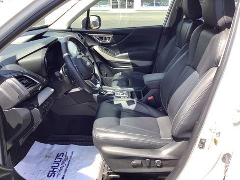 Used 2022 Subaru Forester Limited AWD/4WD image 6